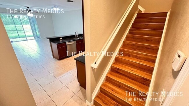 Building Photo - 1900 Garden Sage Dr