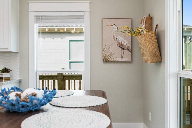 Building Photo - 943 Gulf Shores Dr