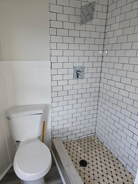 Building Photo - 1165 McBride Ave