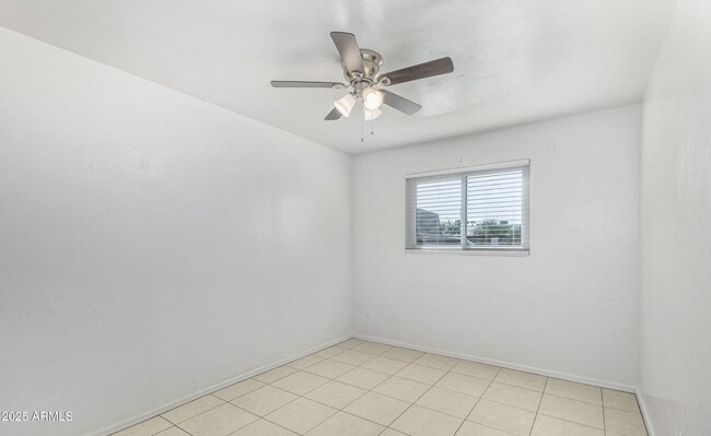 Building Photo - 5711 N 35th Ave