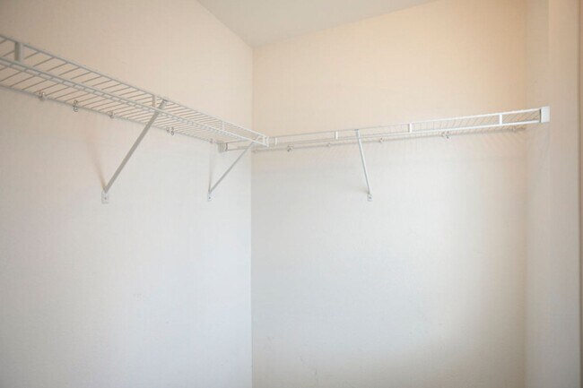 Building Photo - 3 Story Home With Large Loft IN Providence