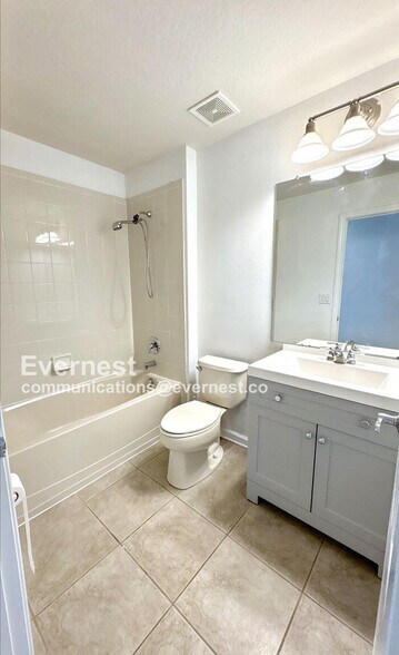 Building Photo - 692 Sea Holly Dr