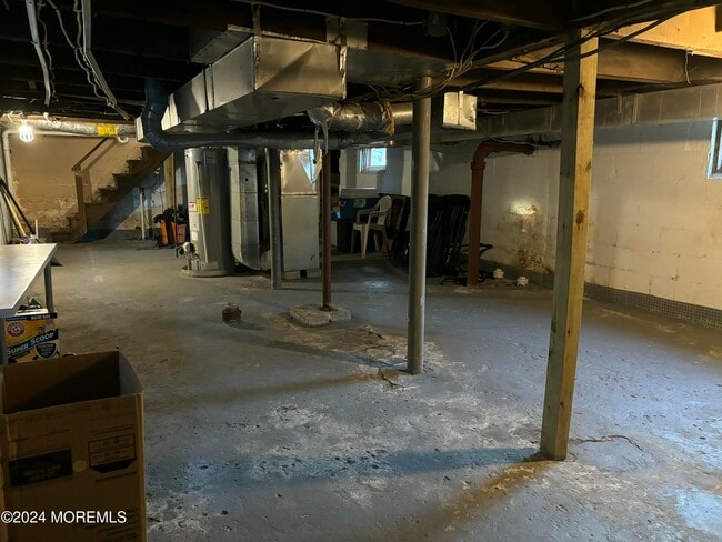 Building Photo - 1212 10th Ave