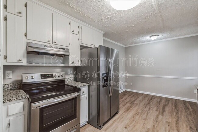 Building Photo - 1605 Sugar Plum Dr SW