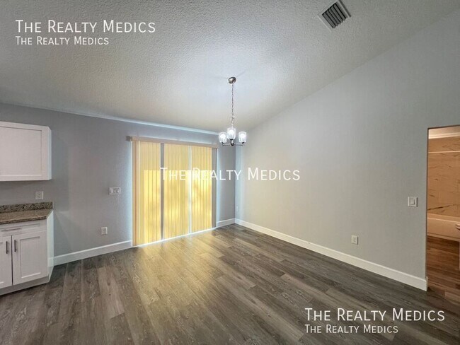 Building Photo - 13570 SW 112th St