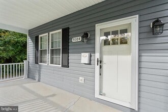 Building Photo - 5104 Midwood Ave