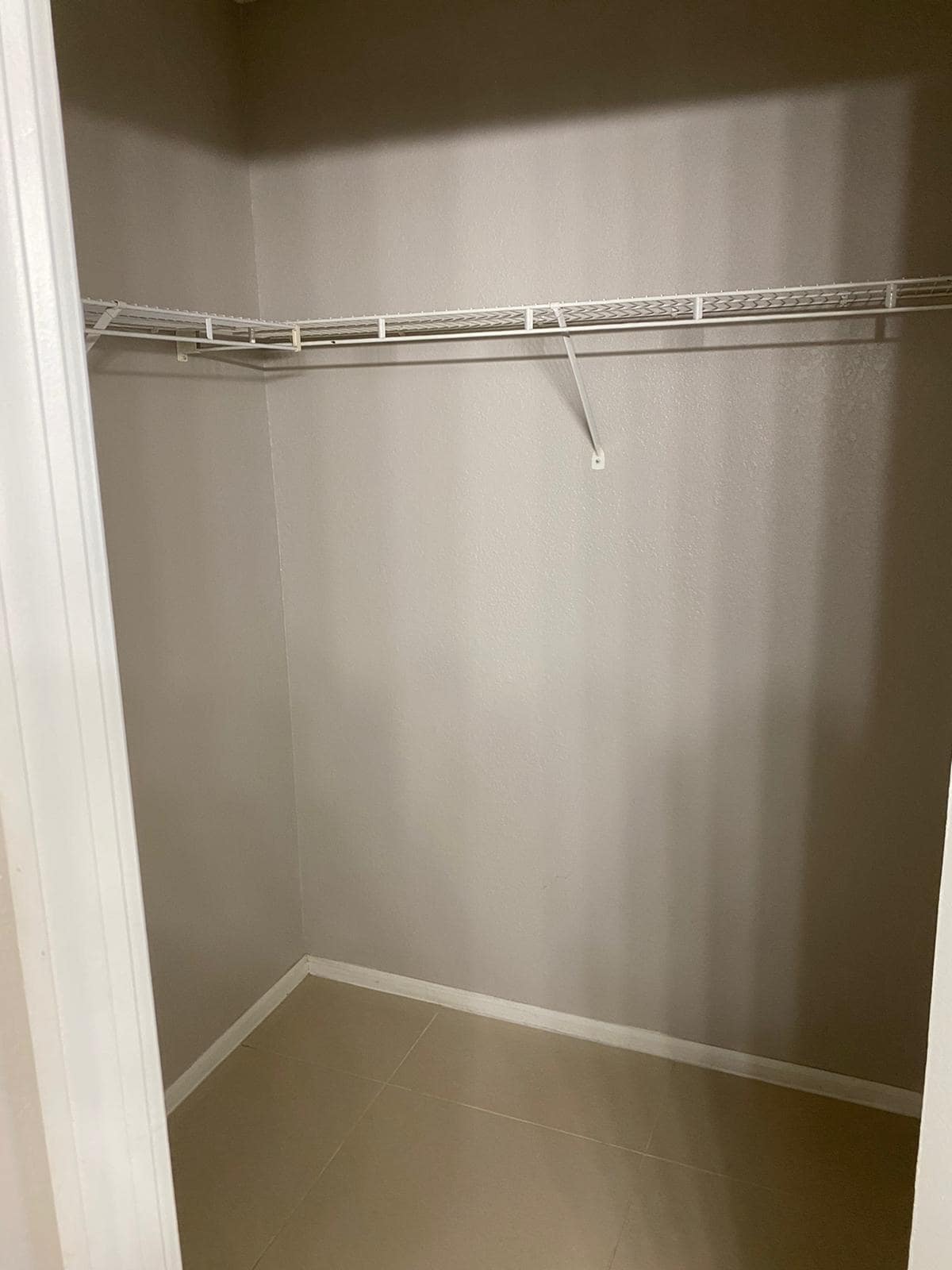 Building Photo - 5124 Park Central Dr