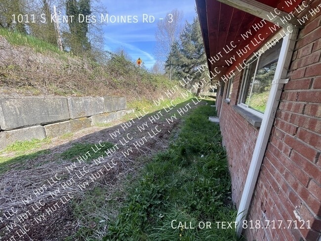 Building Photo - 1011 Kent Des Moines Rd