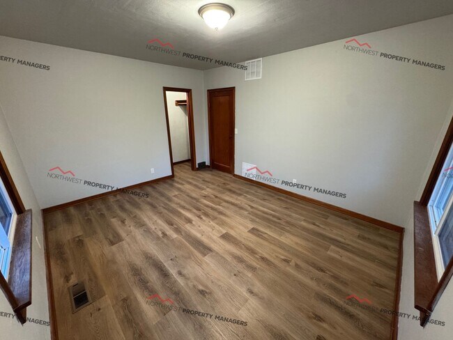 Building Photo - STATUS: ** PENDING APPLICATION **  | R327B | $2095