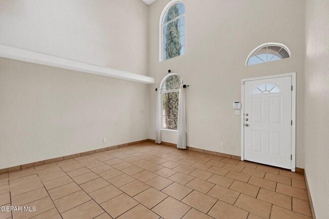 Building Photo - 14224 Desert Ash Dr