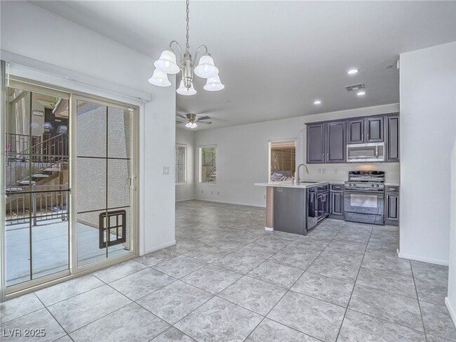 Building Photo - 7753 Petite Pillar Ct