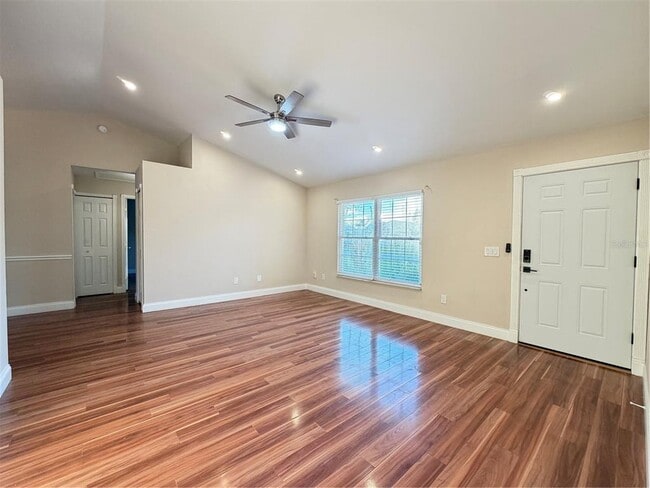 Building Photo - 221 Dempsey Way