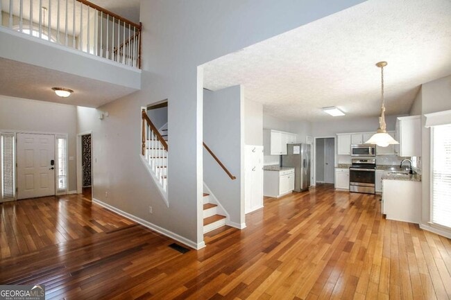 Building Photo - 435 Chandler Ct