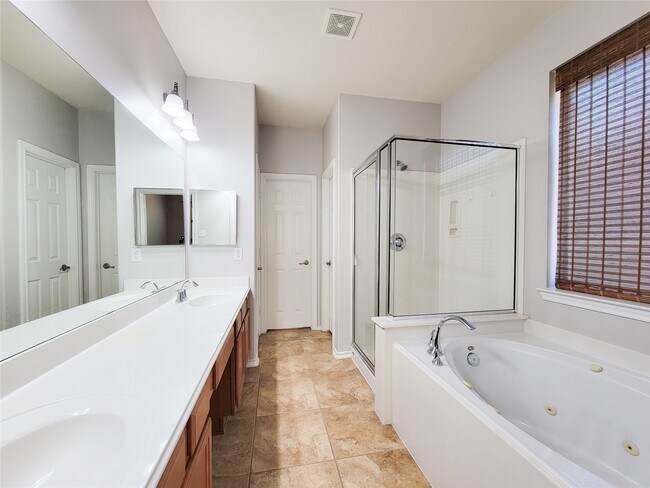 Building Photo - 24502 Evangeline Springs Ln