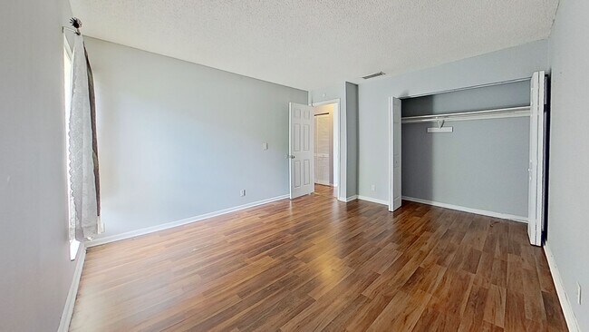 Building Photo - Comanche Street Duplexes