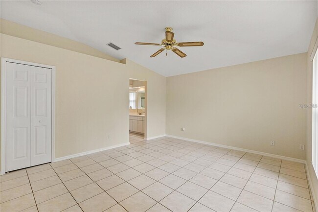 Building Photo - 3915 Fonsica Ave