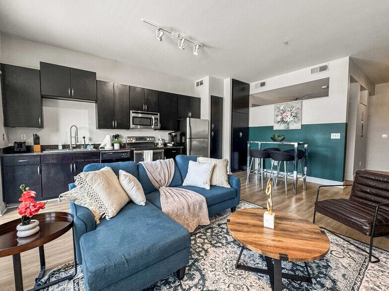 Building Photo - 2901 Indiana St