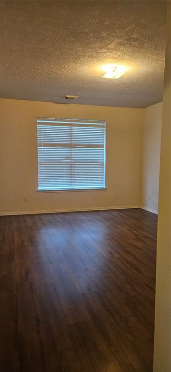 Building Photo - 20510 Spring Bluff Ln