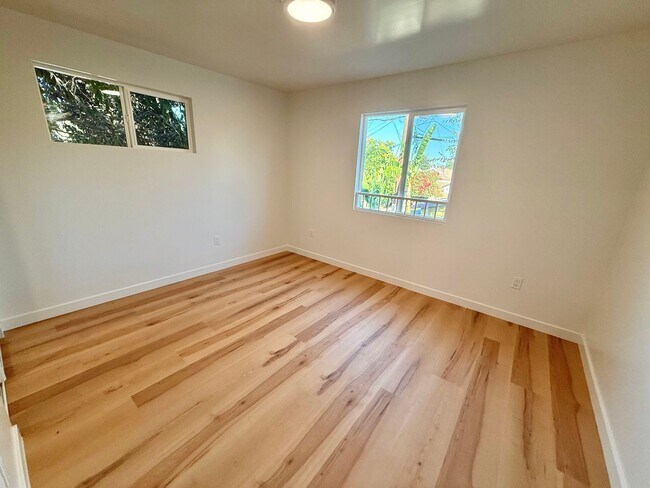 Building Photo - 2922 8th Ave