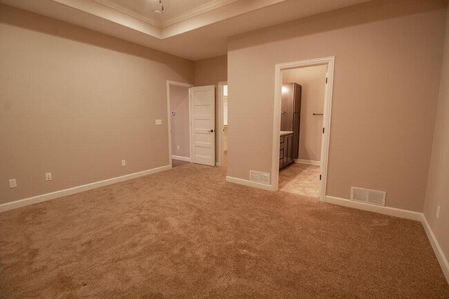 Building Photo - 7413 Rosedown Dr