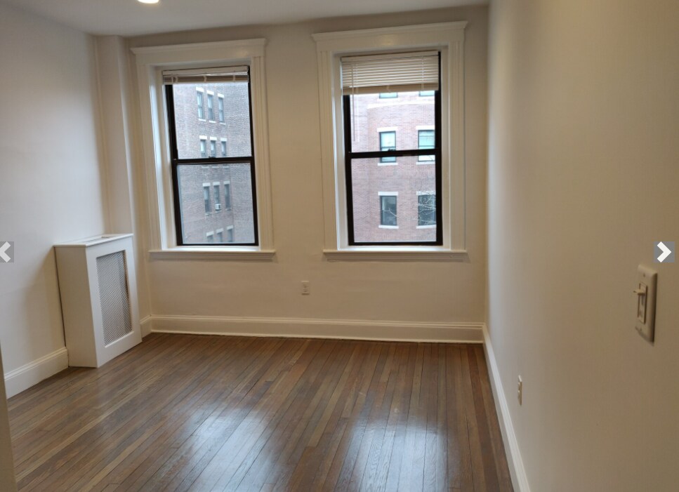 Building Photo - 137 Peterborough St