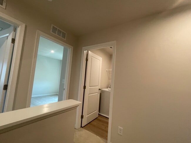 Building Photo - You’ve Got to See This Rental!