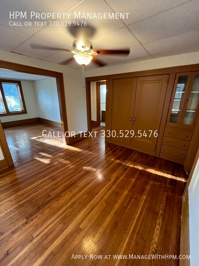 Building Photo - 11 S Highland Ave