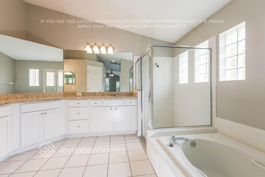 Building Photo - 18107 Sweet Jasmine Dr