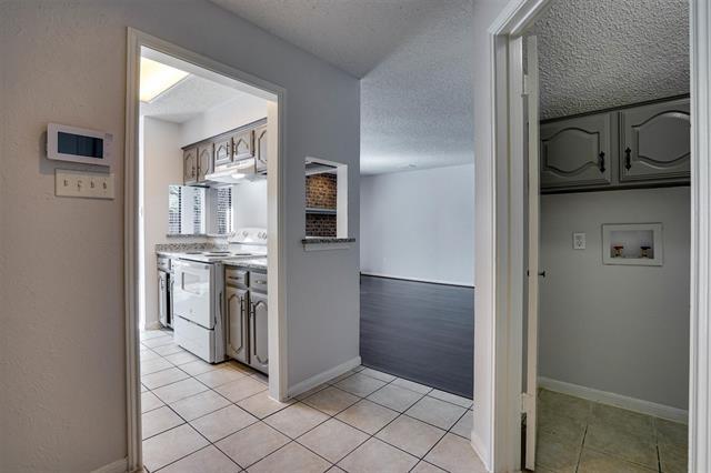 Building Photo - 760 Via Miramonte