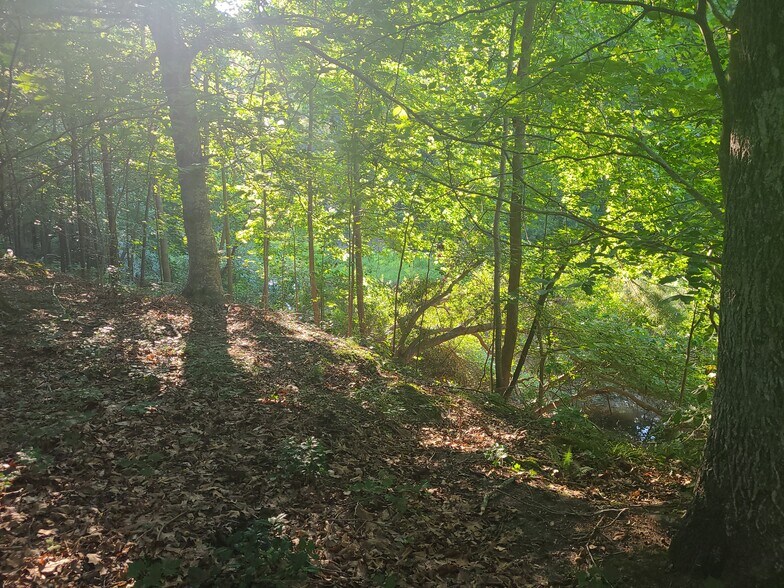 Building Photo - 111 Oyster Cove Lndg