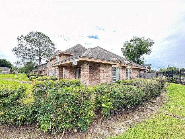 Building Photo - 7901 Cook Rd