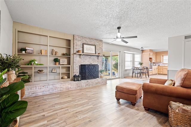 Building Photo - 2026 11th Ave NW