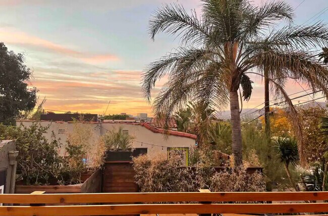 Beautiful Views - 1171 Hyperion Ave