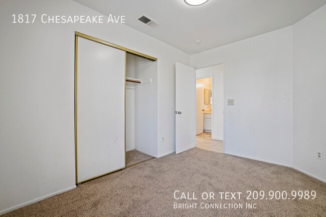 Building Photo - 1817 Chesapeake Ave