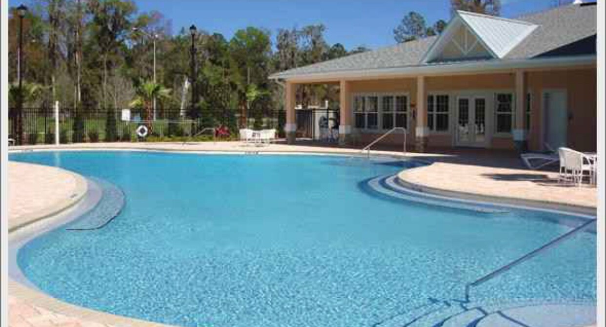 Building Photo - 8226 Green Parrot Rd