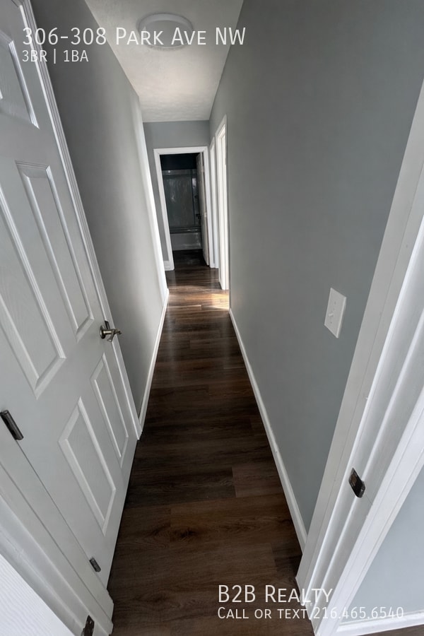 Building Photo - 306-308 Park Ave NW-