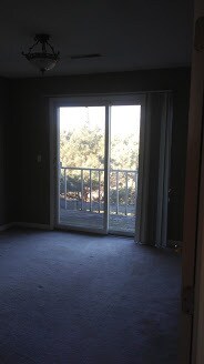 bedroom - 77 E Queenwood Rd