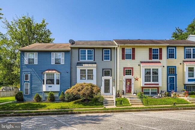 Building Photo - 824 Century St