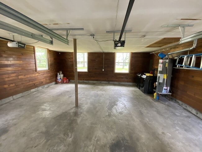 Building Photo - 5108 Cornwall Dr