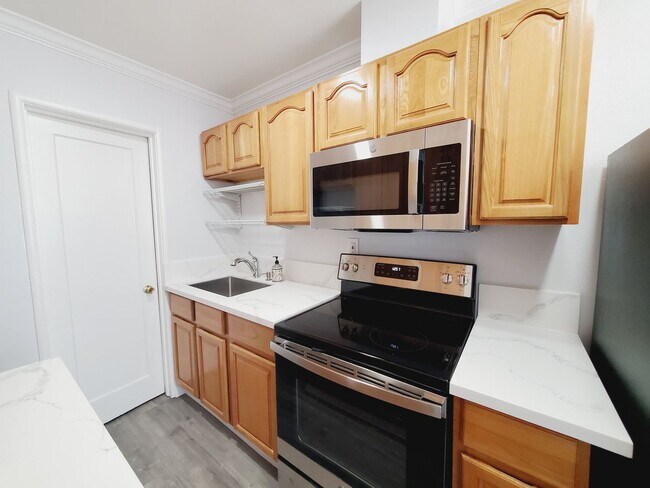 Building Photo - 3126 Ashbrook Ct