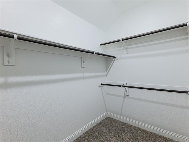 Building Photo - 716 Fencerow Trl