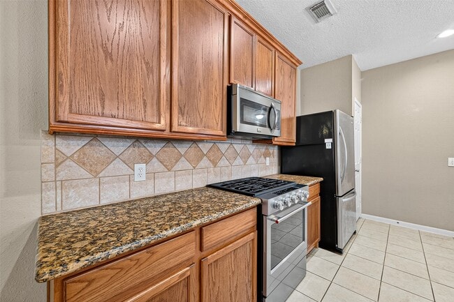 Building Photo - 10306 Nickel Grove Dr