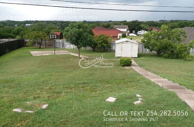 Building Photo - 5313 Teal Dr