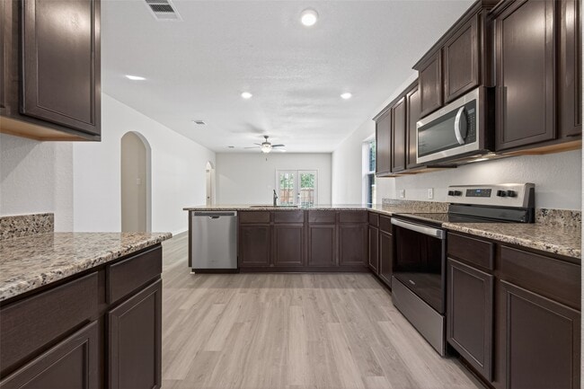 Building Photo - 10623 Lost aples Dr