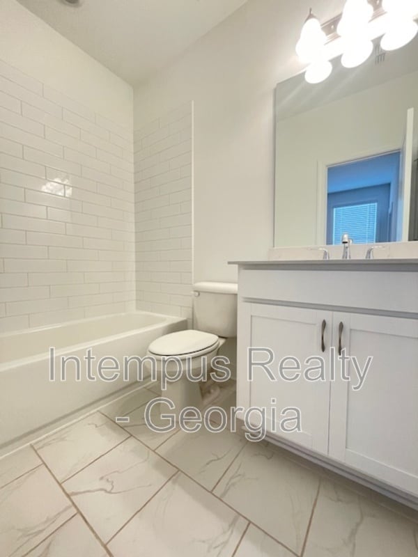 Building Photo - 5234 Riden Ct