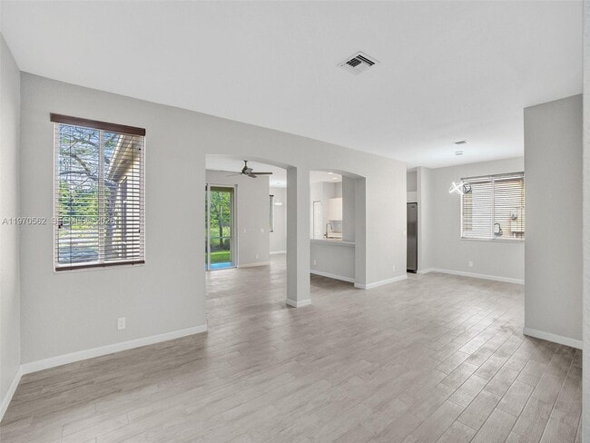 Building Photo - 488 Conservation Dr