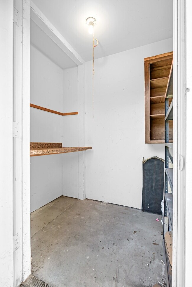 Building Photo - Fall Rental - Comfortable 3-Bedroom Home for Rent in Central Davis