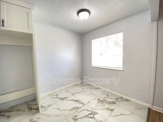 Building Photo - 3519 Winslow Dr