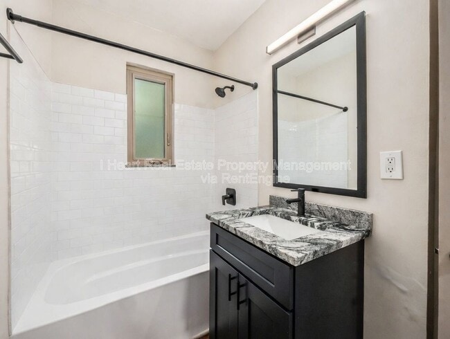 Building Photo - 1963 W Broad St