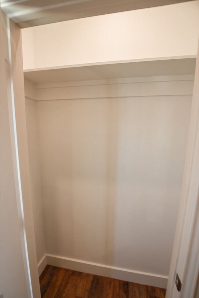 Building Photo - Available Now! New Construction 3 Bed 2 Ba...